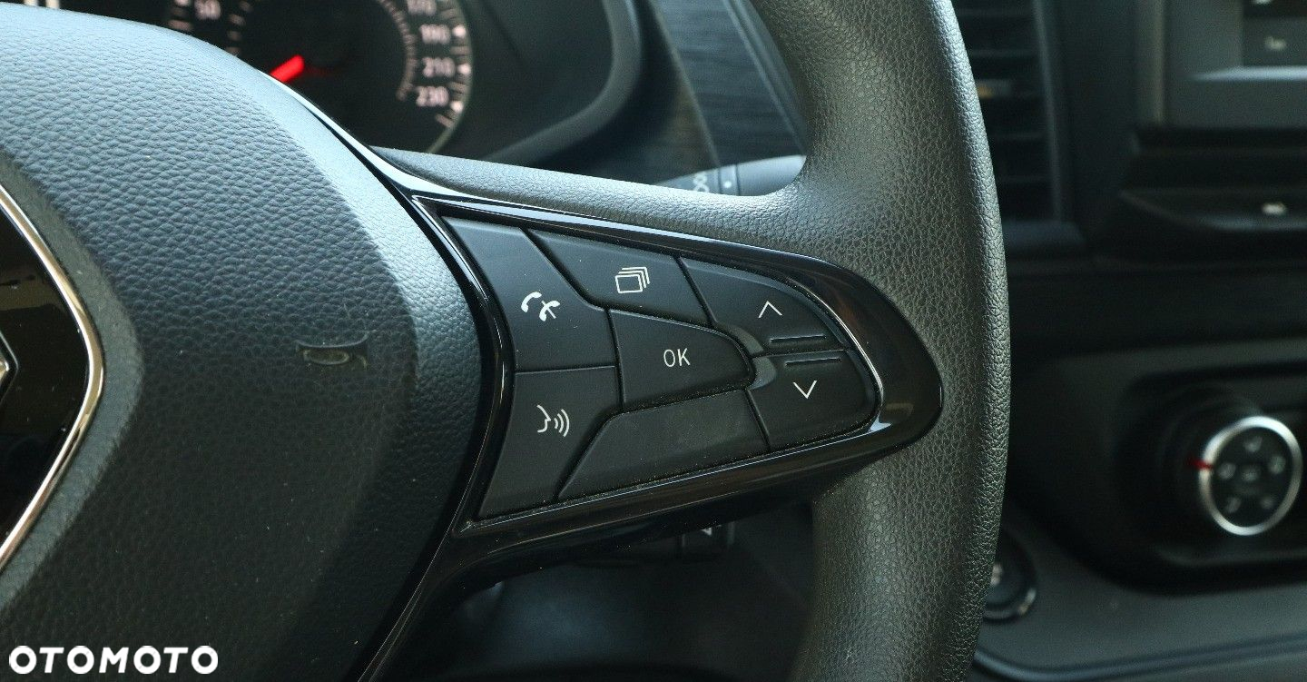 Renault Trafic - 19
