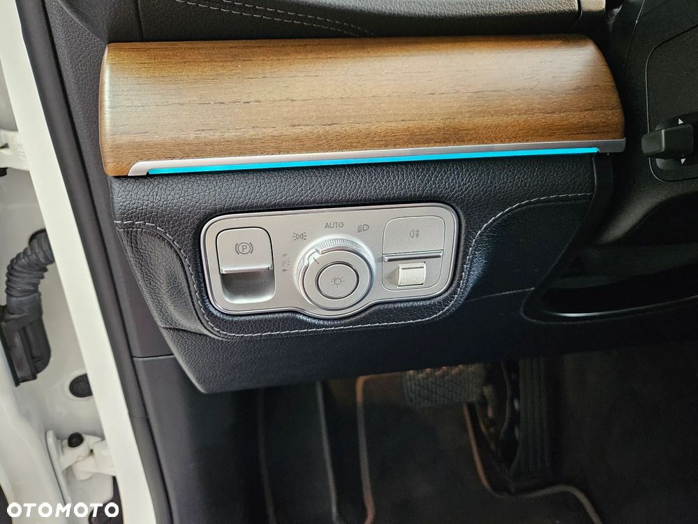 Mercedes-Benz GLE - 11