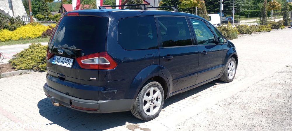 Ford Galaxy - 5