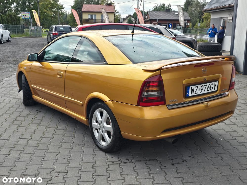 Opel Astra - 4