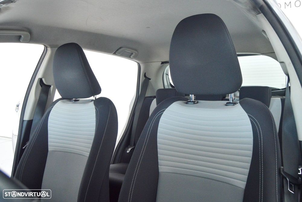 Toyota Yaris 1.0 VVT-i Comfort - 48