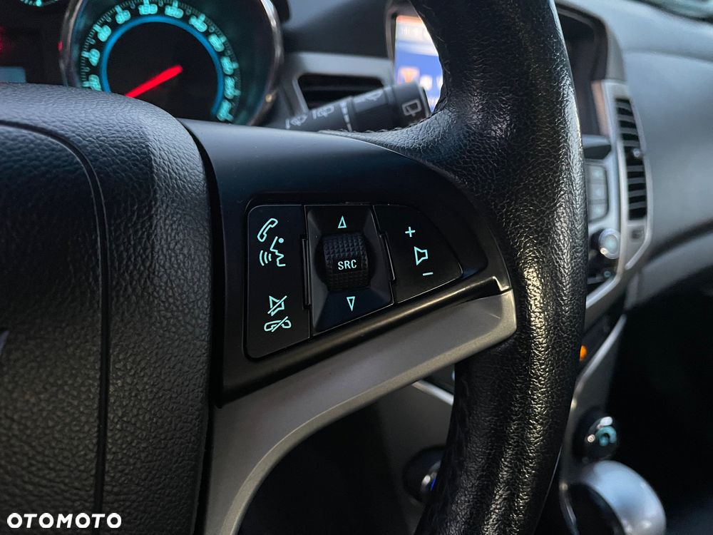 Chevrolet Cruze - 17