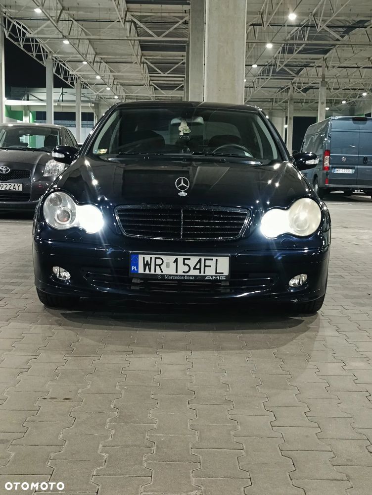 Mercedes-Benz Klasa C 180 Kompressor Classic Sport Edition - 1