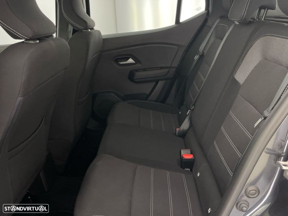 Dacia Sandero 1.0 TCe Expression — fotografia 12