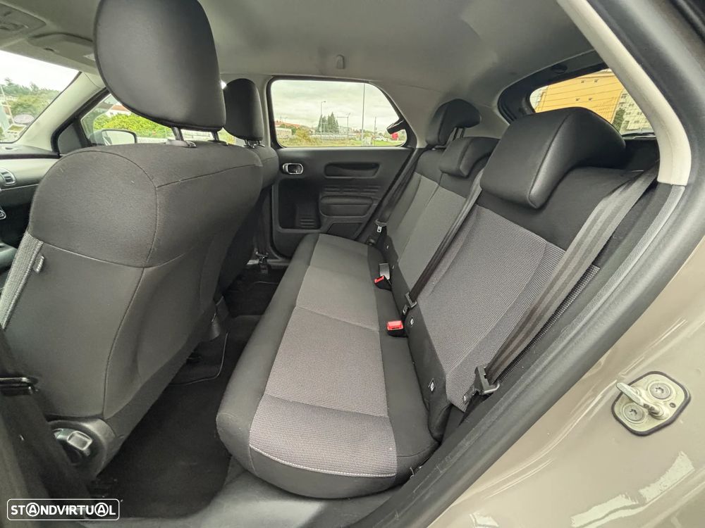 Citroën C4 Cactus 1.2 PureTech Shine - 24