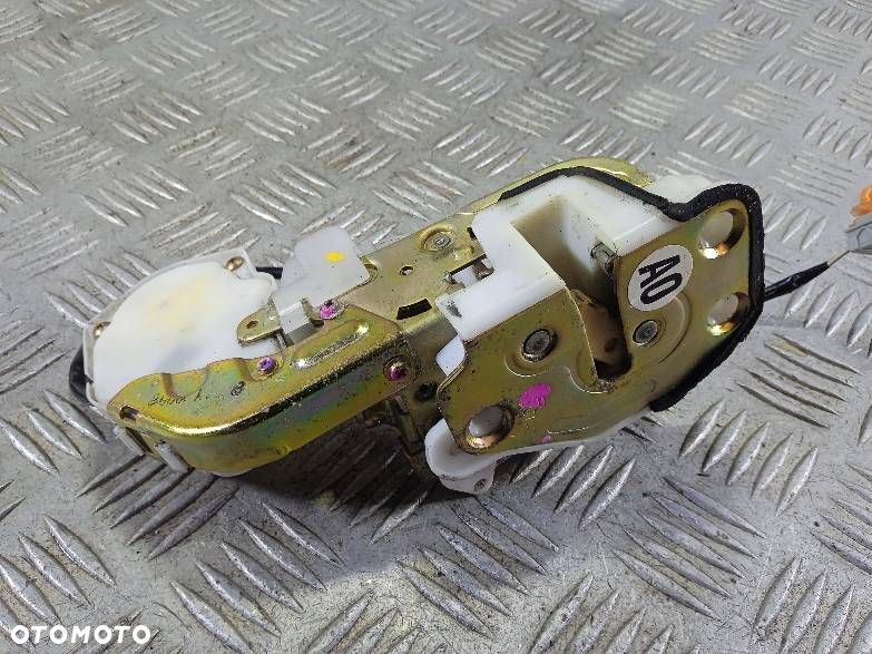 ZAMEK DRZWI PRAWY PRZEDNI HONDA CR-V - 2