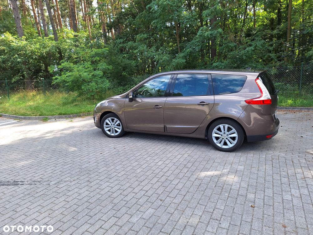 Renault Scenic 1.9 dCi Privilege - 13