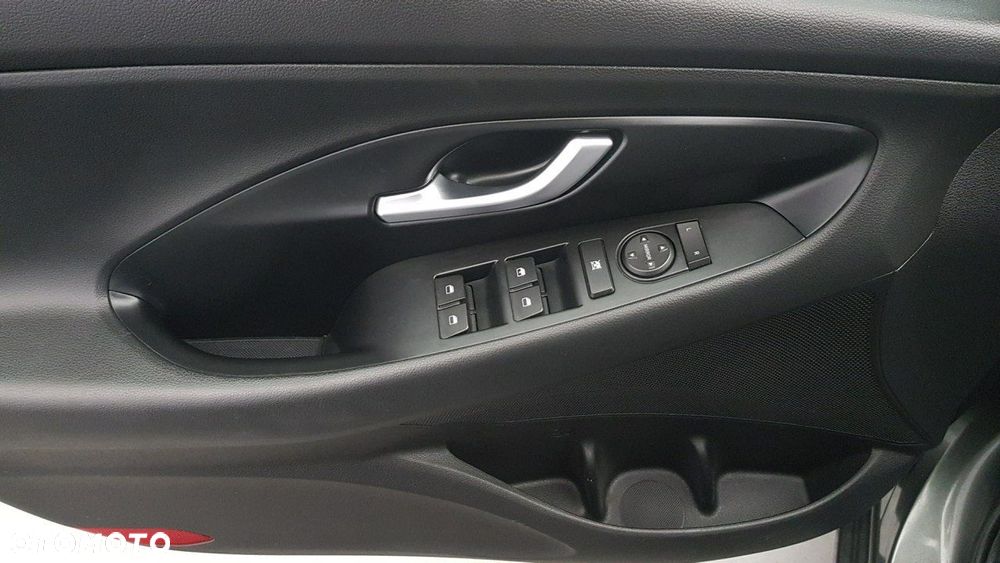 Hyundai i30 - 18