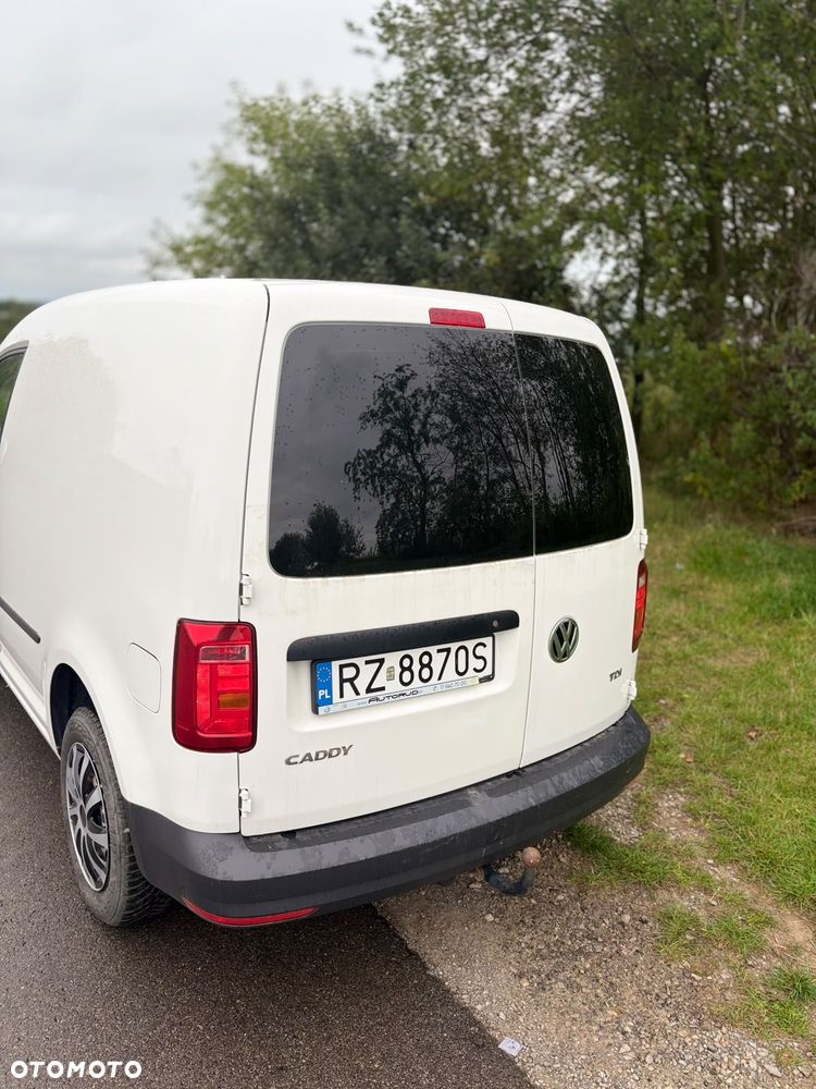 Volkswagen Caddy - 4