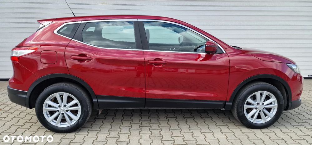 Nissan Qashqai 1.2 DIG-T Xtronic ACENTA - 6
