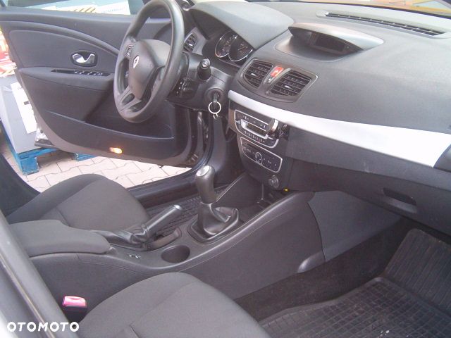 Renault Fluence - 25