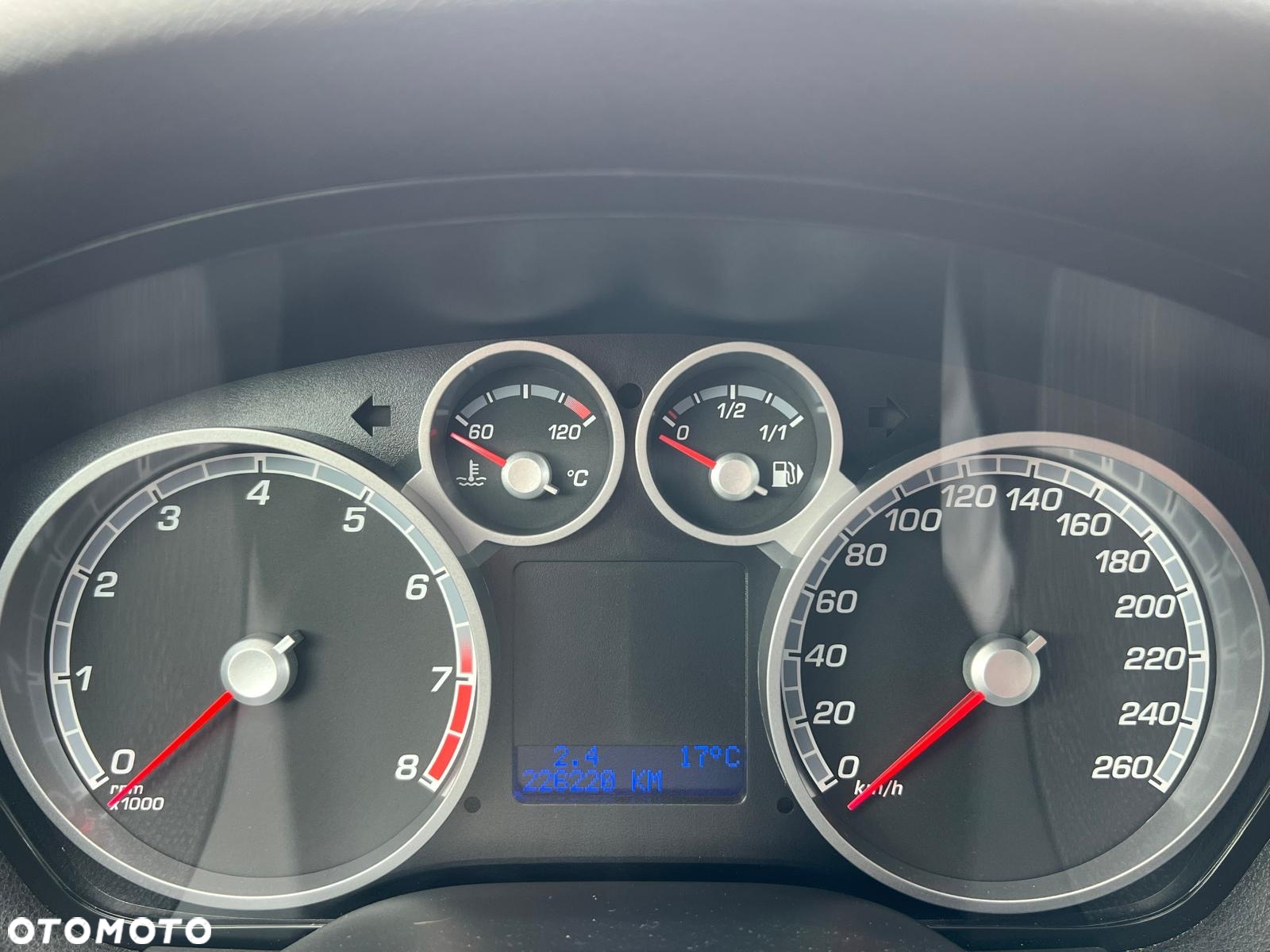 Ford Focus 2.5 ST - 16