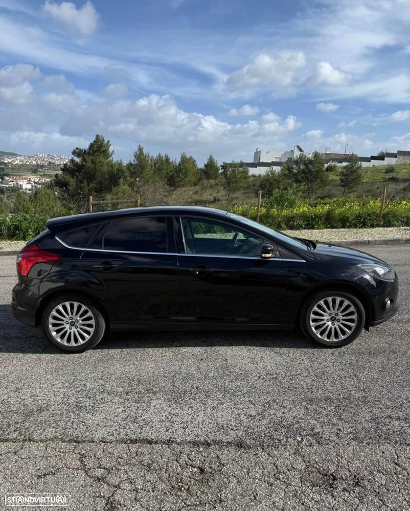 Ford Focus 1.0 SCTi Titanium - 6