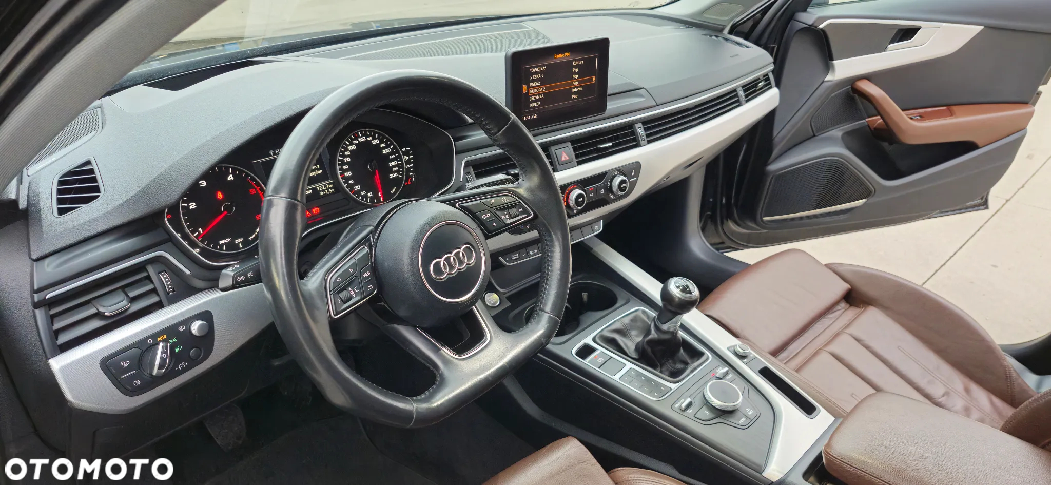 Audi A4 Avant 2.0 TDI ultra sport - 32