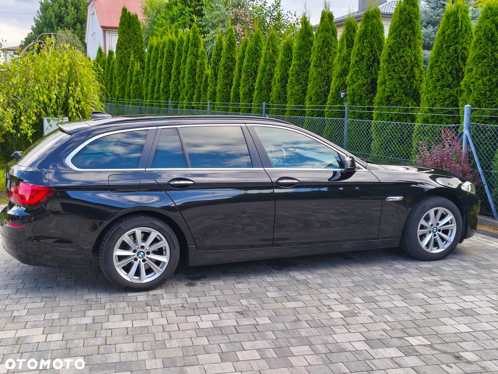 BMW Seria 5 520d Luxury Line - 12