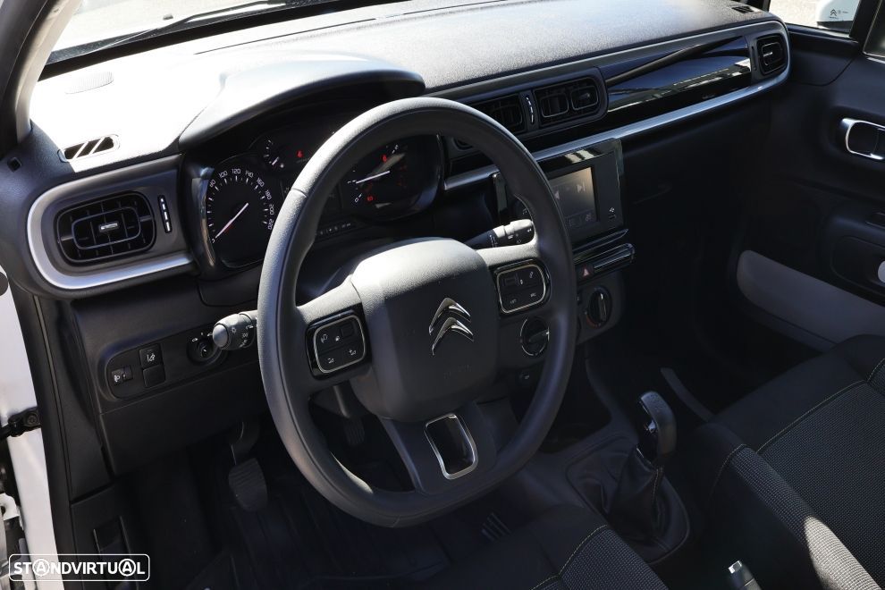 Citroën C3 1.2 PureTech Plus - 13