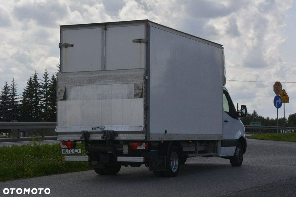 Mercedes-Benz Sprinter - 9