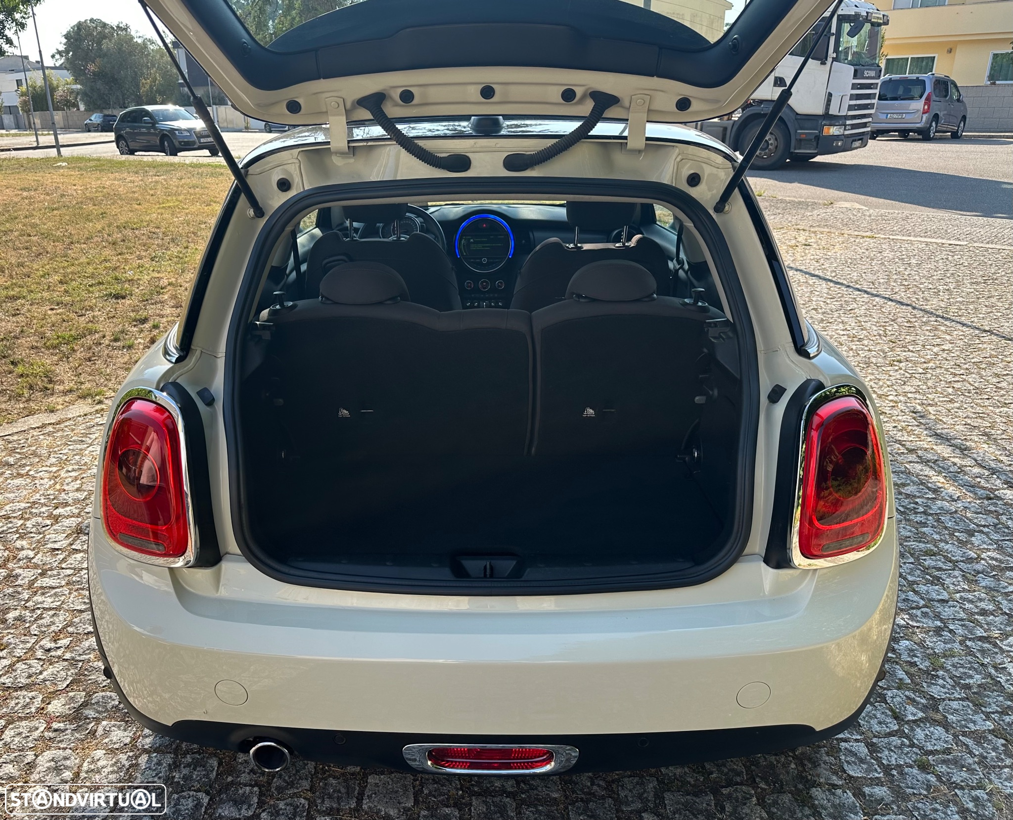 MINI 3 Portas Cooper D Metropolitan - 15