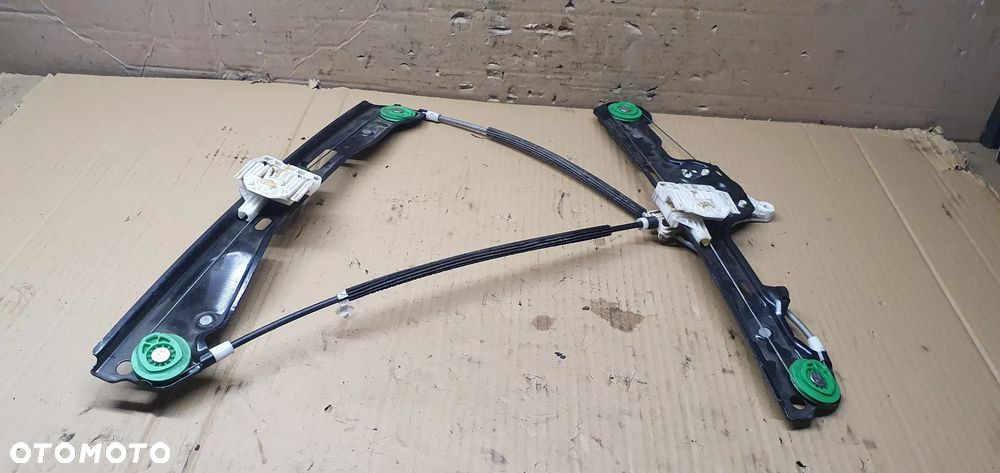 Mechanizm podnośnik szyby lewy przód BMW 1 E87 7067795S 7138465E - 4