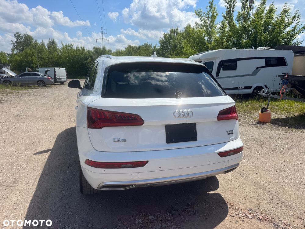 Audi Q5 2.0 TFSI Quattro S tronic design - 3