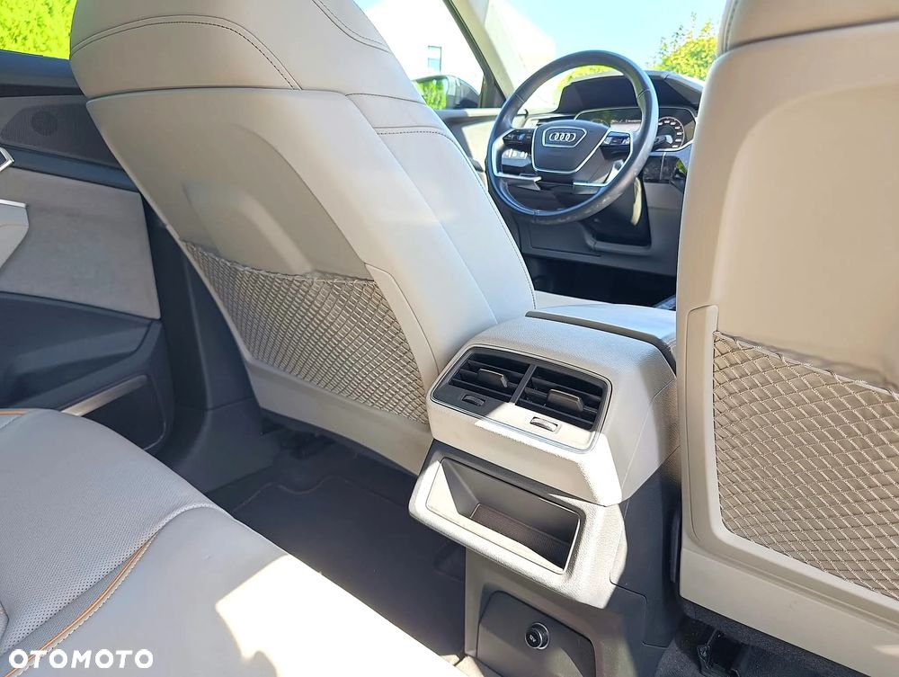 Audi e-tron Sportback 55 Quattro - 31