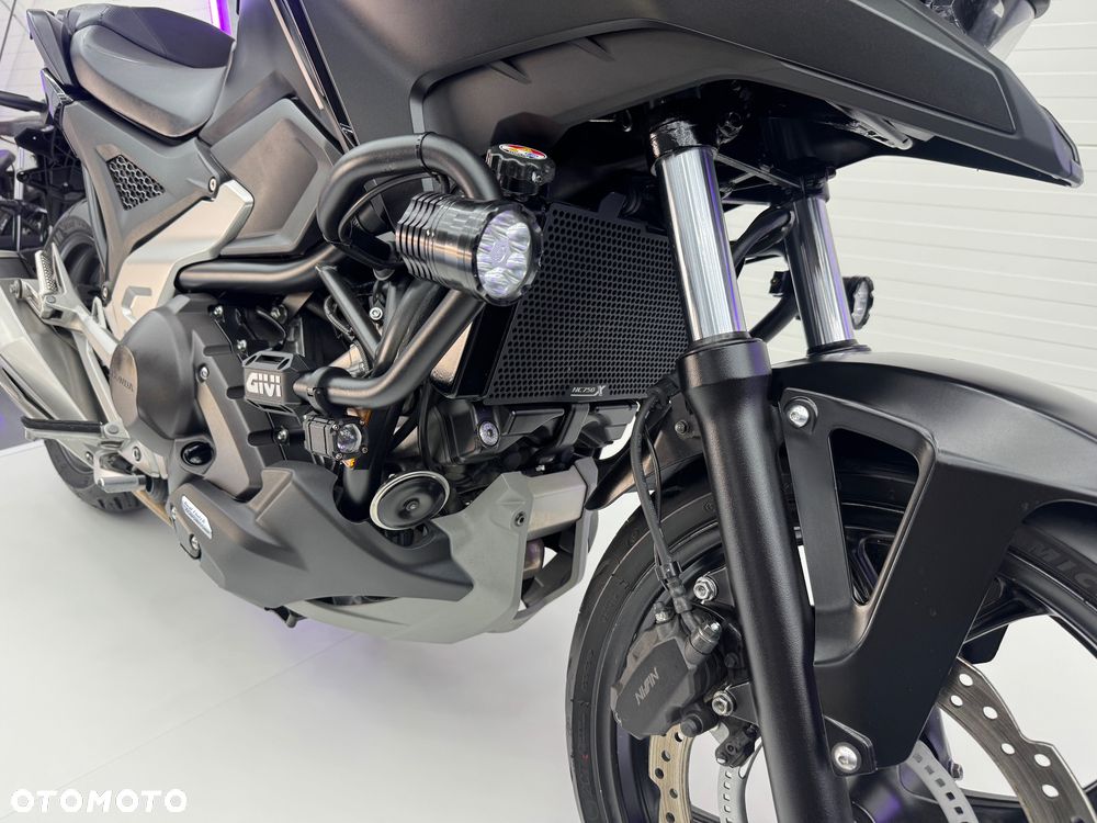 Honda NC - 23