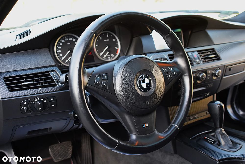 BMW Seria 5 530d - 25