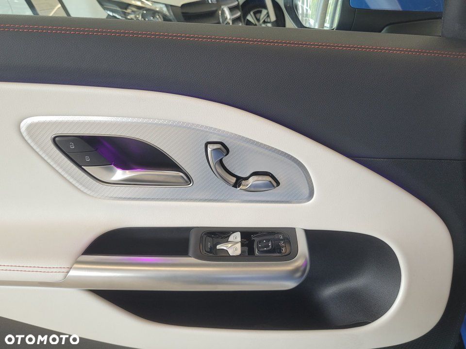 Mercedes-Benz CLA - 9