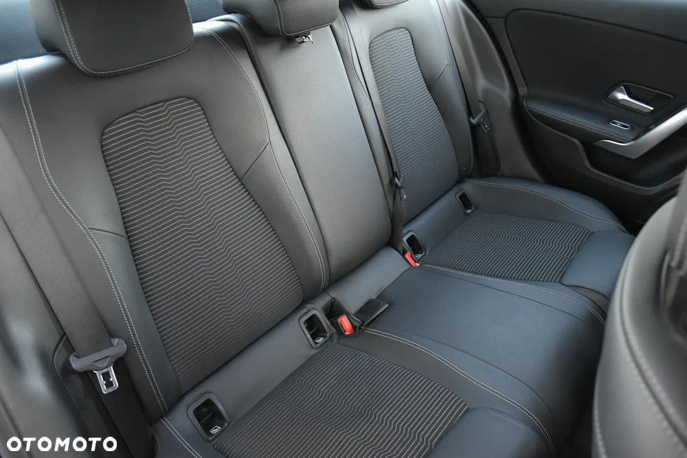 Mercedes-Benz Klasa A 250 e 8G-DCT Progressive Advanced - 35