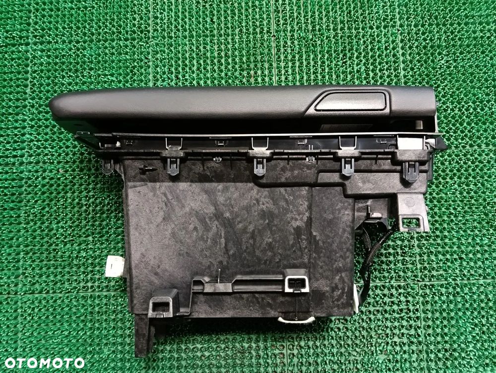 LEXUS ES gen VII od 2018r  Ładowarka Indukcyjna Schowek Tunelu Środkowego - 1