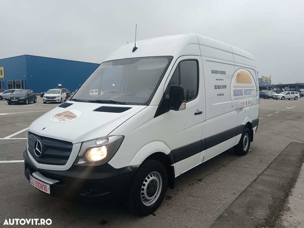 Mercedes-Benz Sprinter - 2