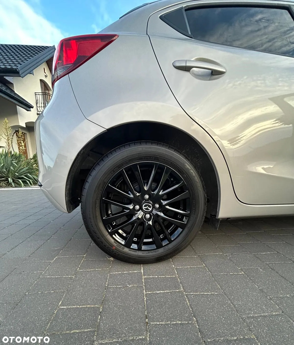 Mazda 2 e-SKYACTIV G 90 M HYBRID Homura - 20