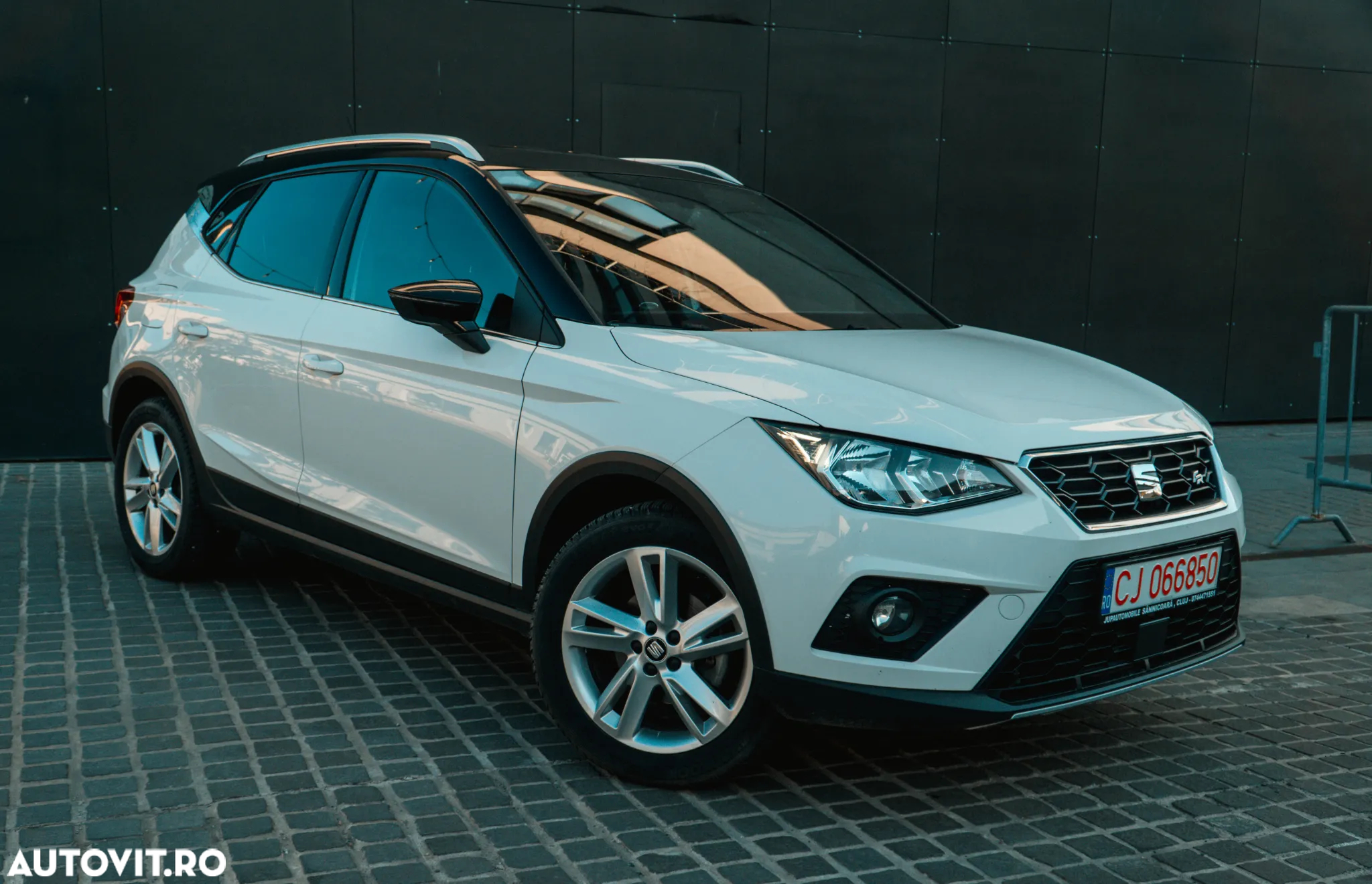 Seat Arona 1.0 TGI FR - 8