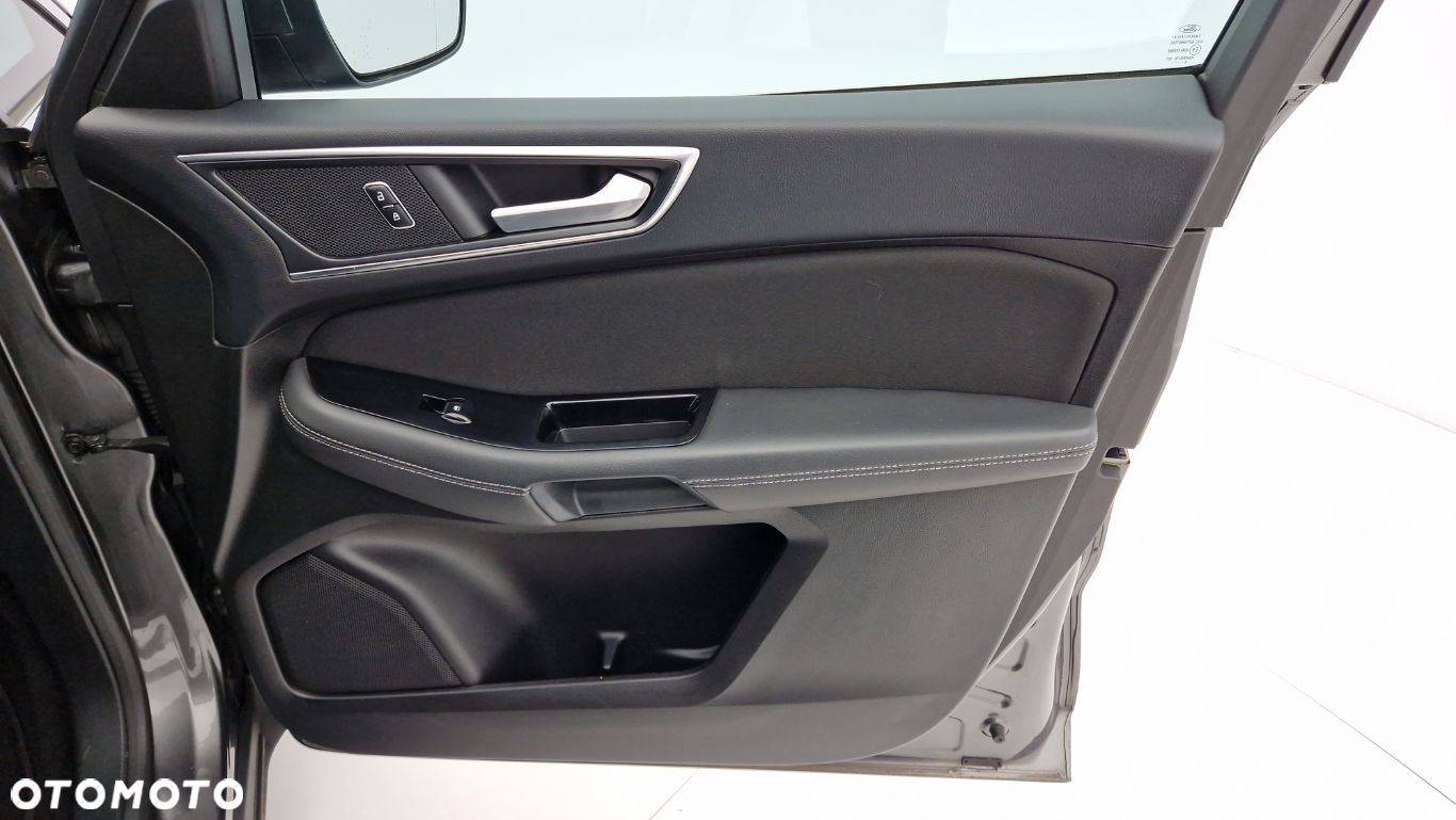 Ford S-Max - 21