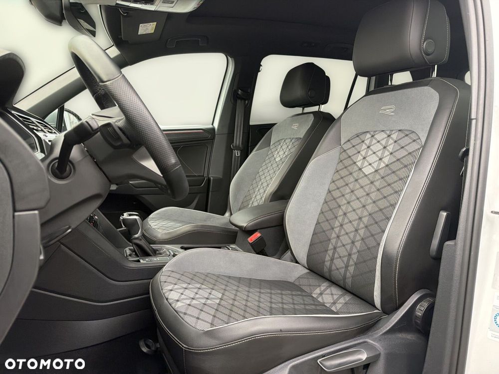 Volkswagen Tiguan Allspace - 11