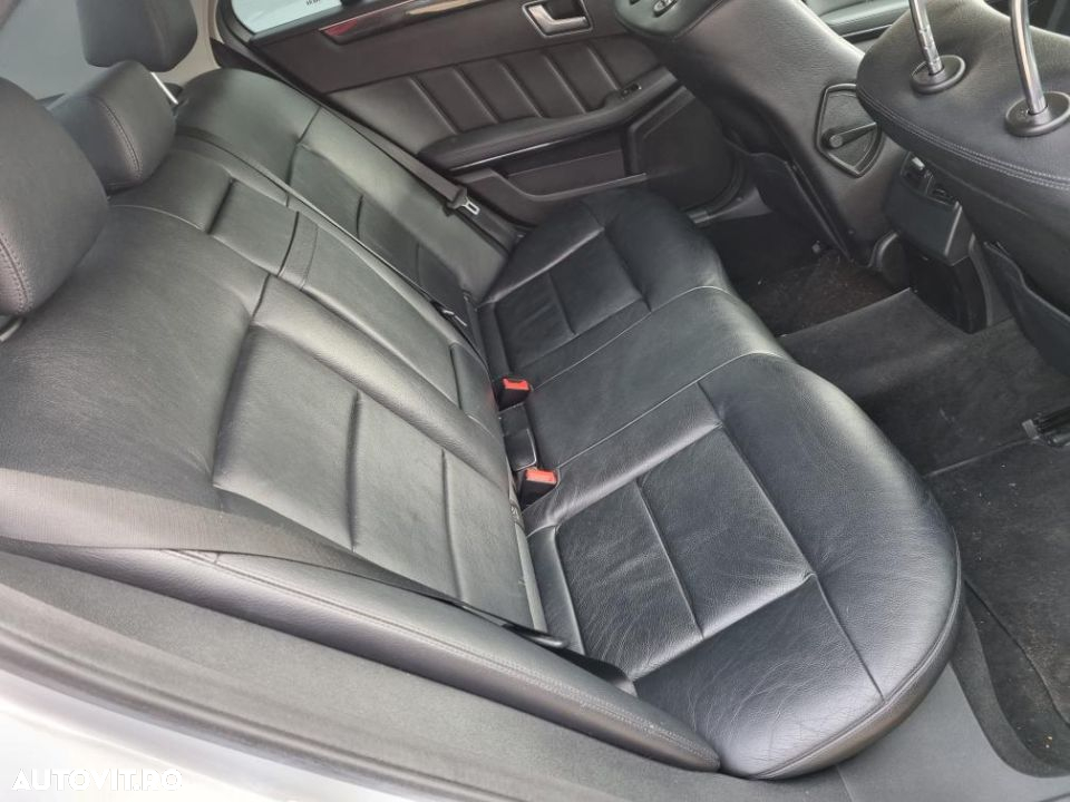 interior mercedes e class w212 an 2012 in stare foarte buna - 3