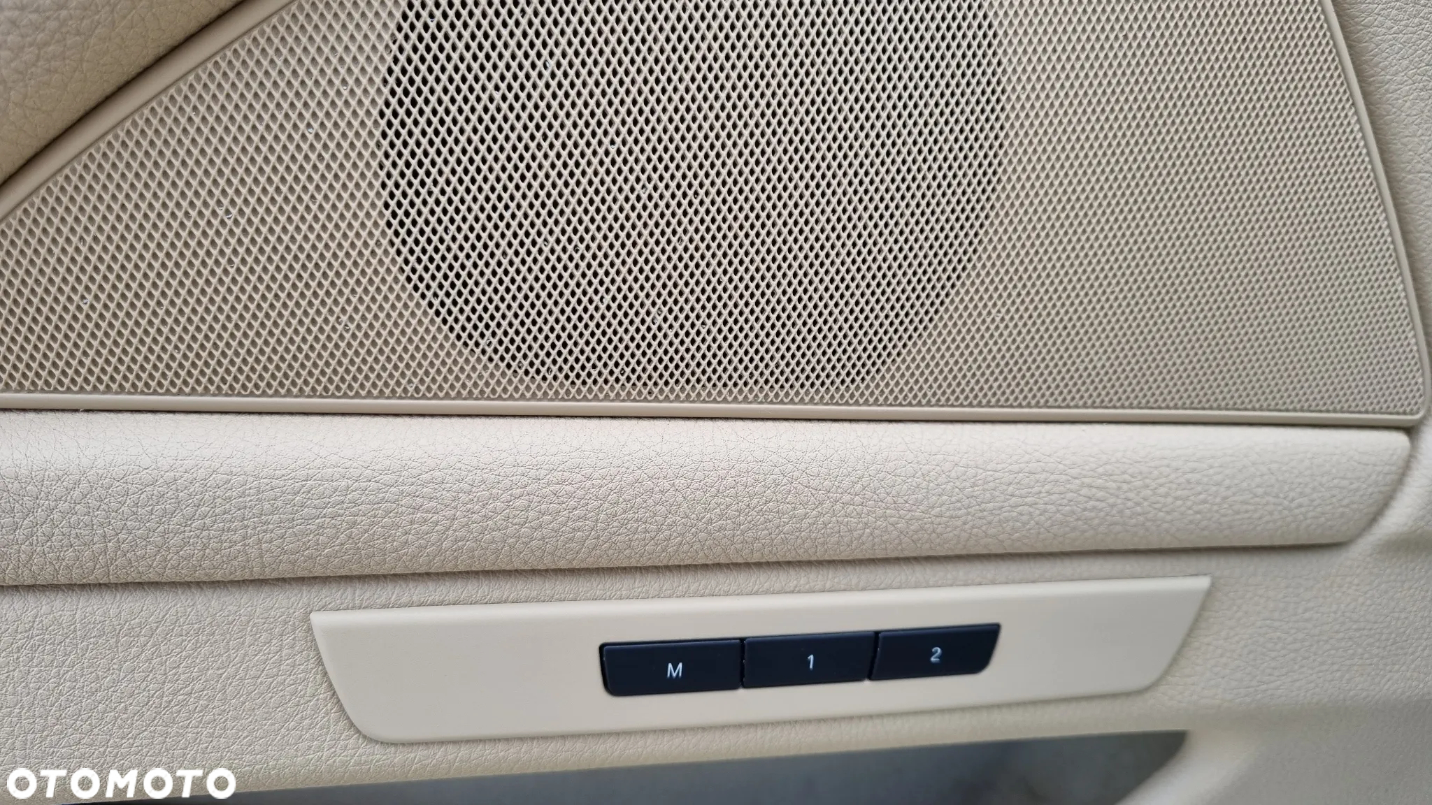 BMW Seria 5 528i - 35