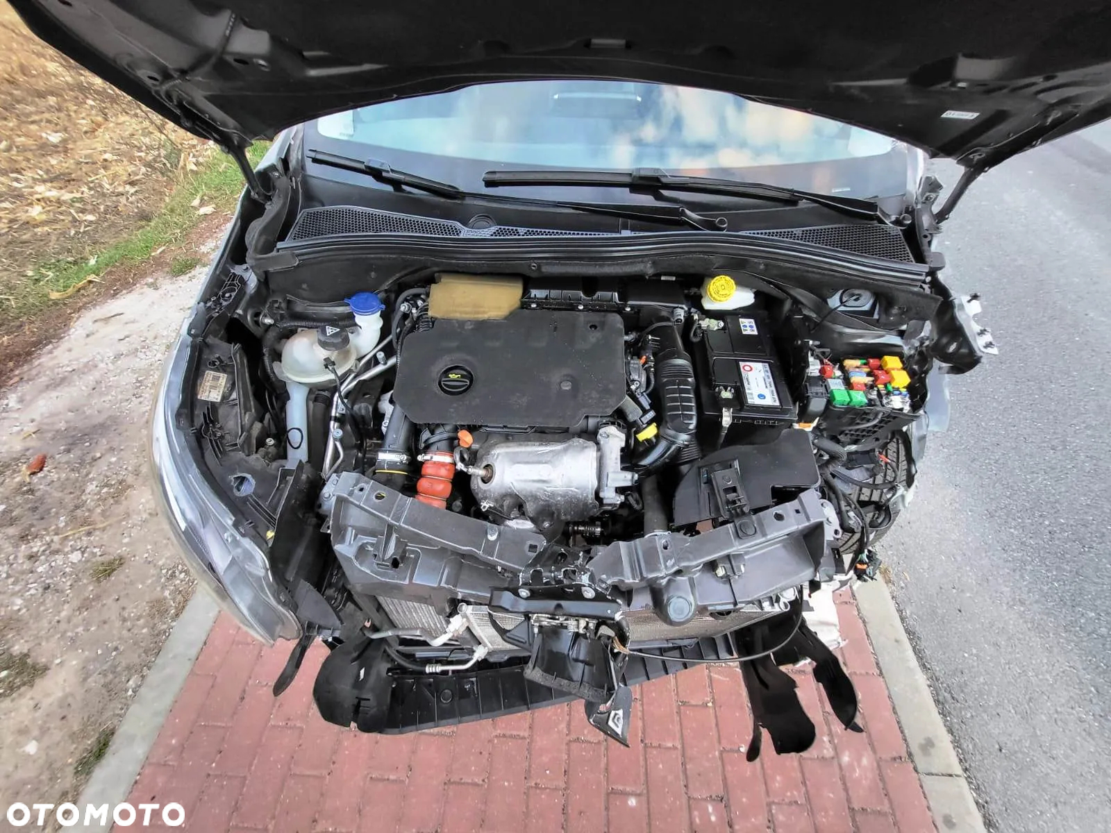 Peugeot 2008 1.5 BlueHDi Signature - 9