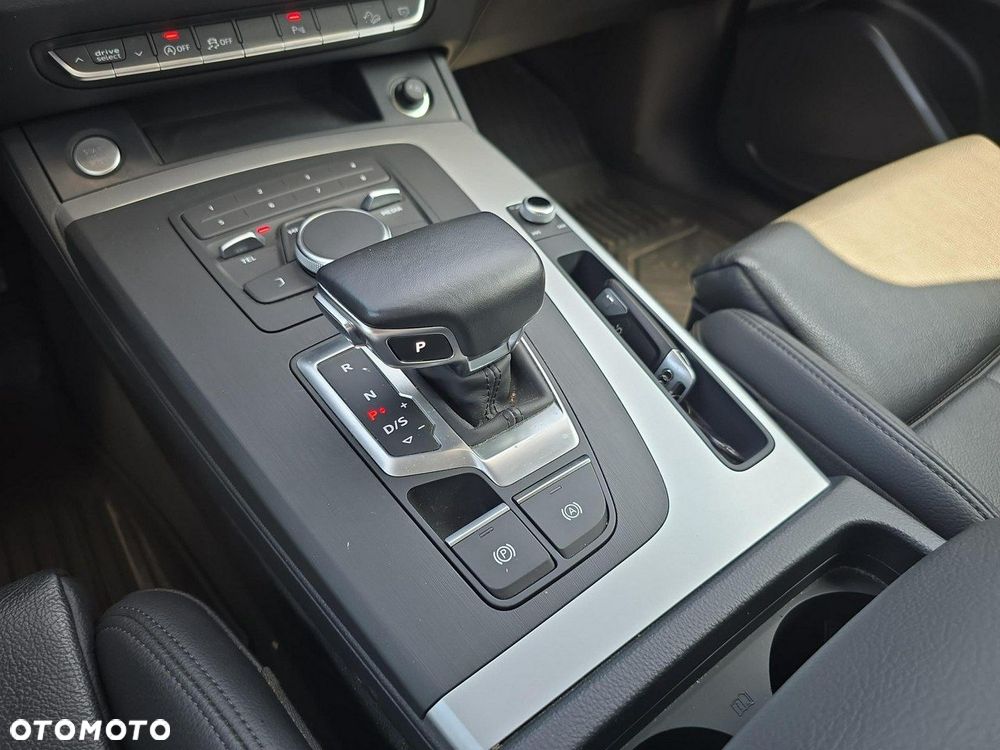 Audi Q5 35 TDI Quattro S tronic - 12
