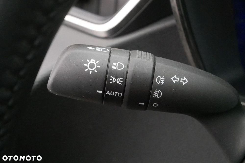 Toyota Corolla 1.8 Hybrid Comfort - 25