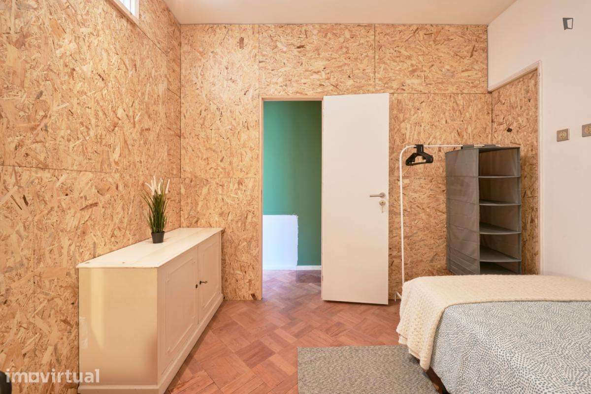 Quarto - localizado em Restelo Lisbon - Grande imagem: 2/29