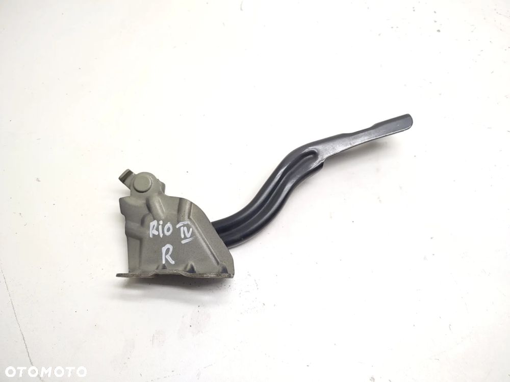 ZAWIAS MASKI KIA RIO IV 2017-2023r. PRAWY GRAFITOWY ABT ORYGINAŁ SPRAWNY