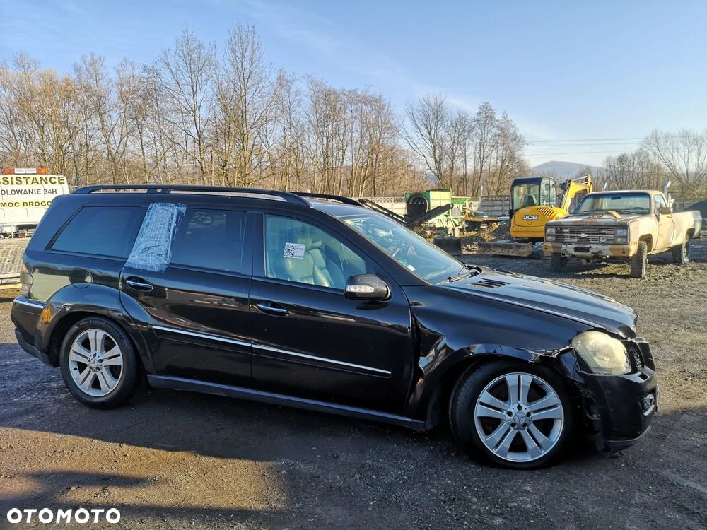 Mercedes-Benz GL 320 CDI 4Matic 7G-TRONIC - 23
