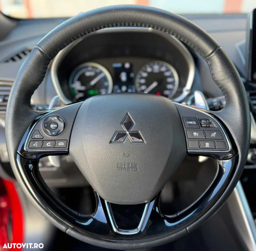 Mitsubishi Eclipse-Cross - 24
