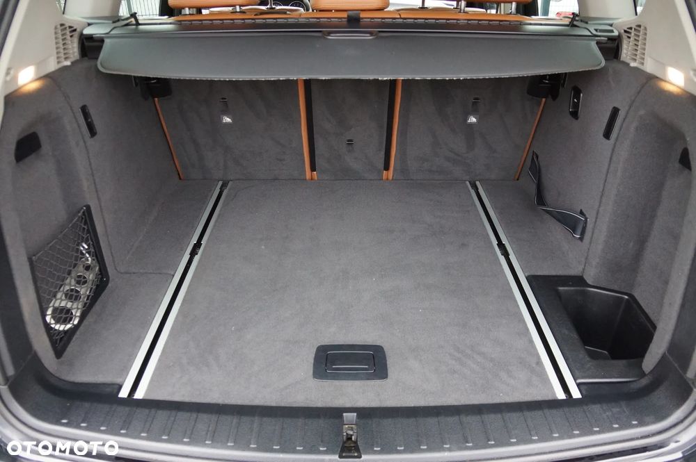 BMW X3 xDrive20i - 33