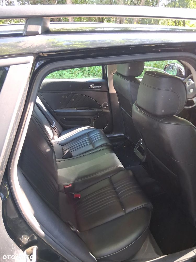 Alfa Romeo 159 1.9 JTDM 8V DPF - 10