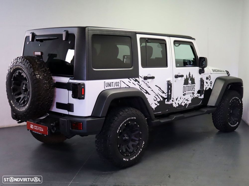Jeep Wrangler Unlimited 2.8 CRD MTX Sahara Adventure Edition foto 3