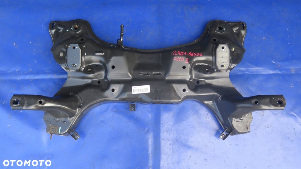 Sanki / wózek przedniego zawieszenia Kia Ceed II Hyundai i30 II