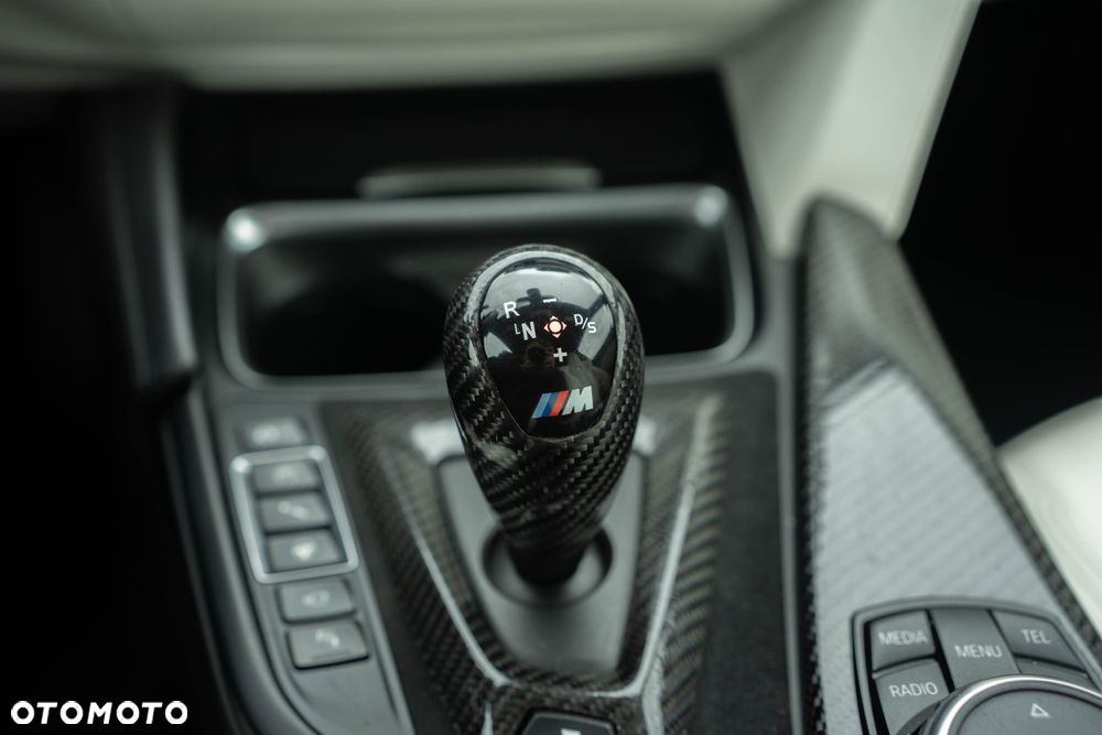 BMW M4 DKG - 19