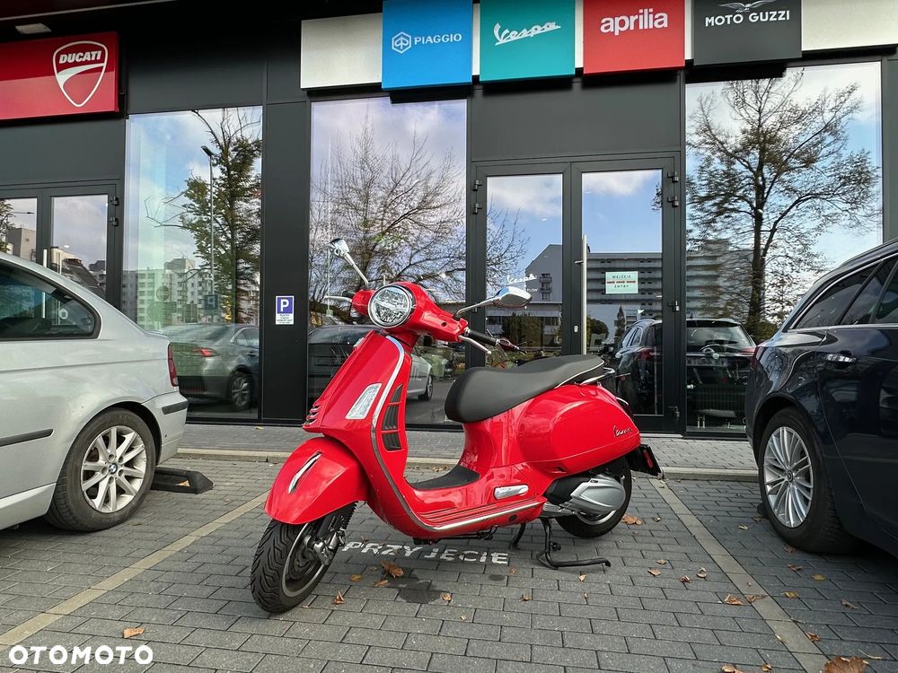 Vespa GTS